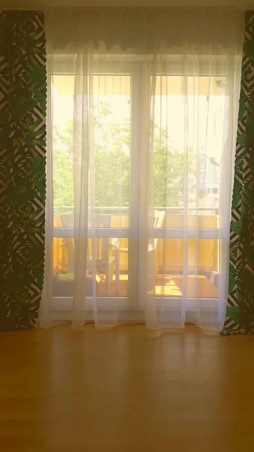 Schoene Ferienwohnung. Naehe Playmobil Und Messe Nbg Fürth Eksteriør bilde